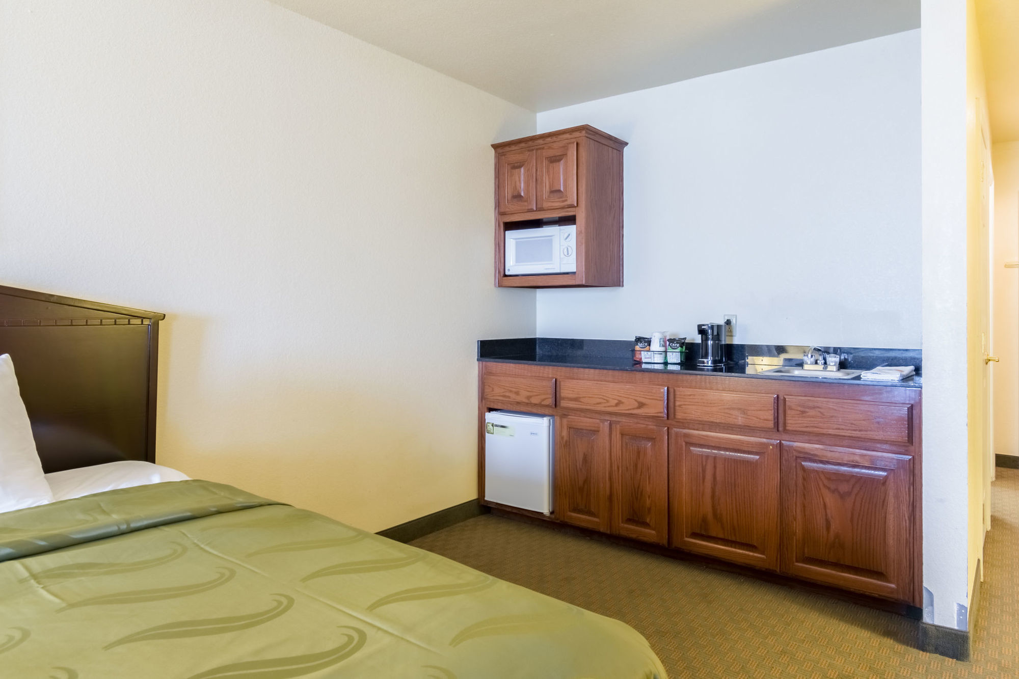 Quality Inn & Suites Alma - Fort Smith Northeast Quarto foto